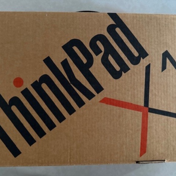 Lenovo ThinkPad X1 Fold - NEVER OPENED - Picture 5 of 10